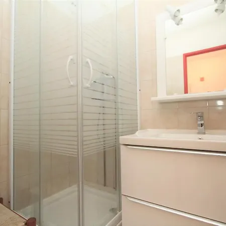 4 Personnes Vue Sur La Marina Appartement *